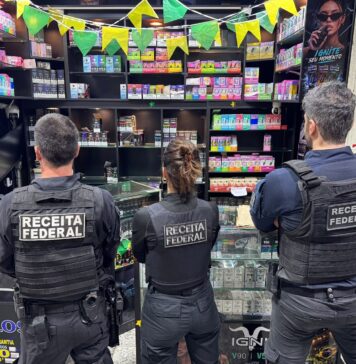 Operação apreende 13 mil cigarros eletrônicos vendidos ilegalmente no Centro de SP – G1