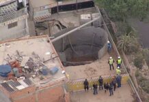 Cratera se abre durante obra da Sabesp em Osasco, e três casas são interditadas – G1