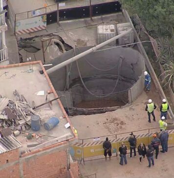 Cratera se abre durante obra da Sabesp em Osasco, e três casas são interditadas – G1